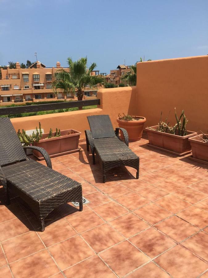 Casares Del Sol Penthouse Apartment Bagian luar foto