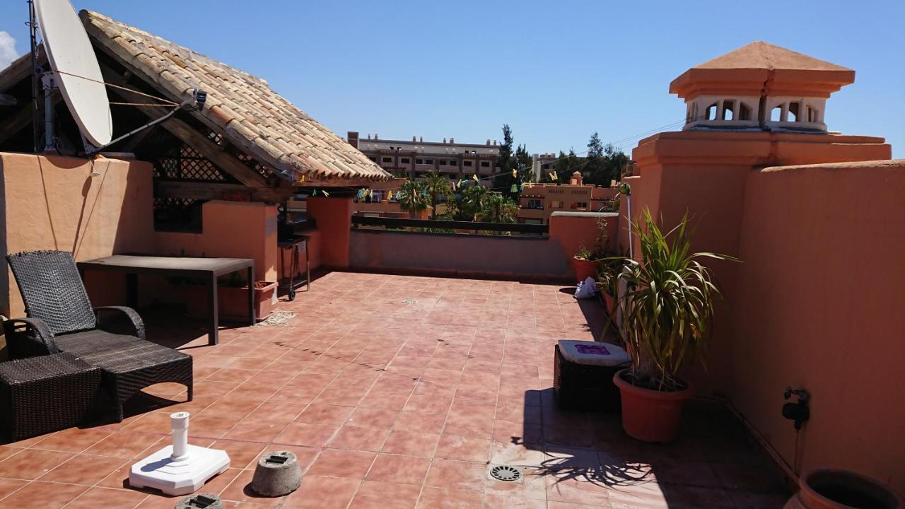 Casares Del Sol Penthouse Apartment Bagian luar foto